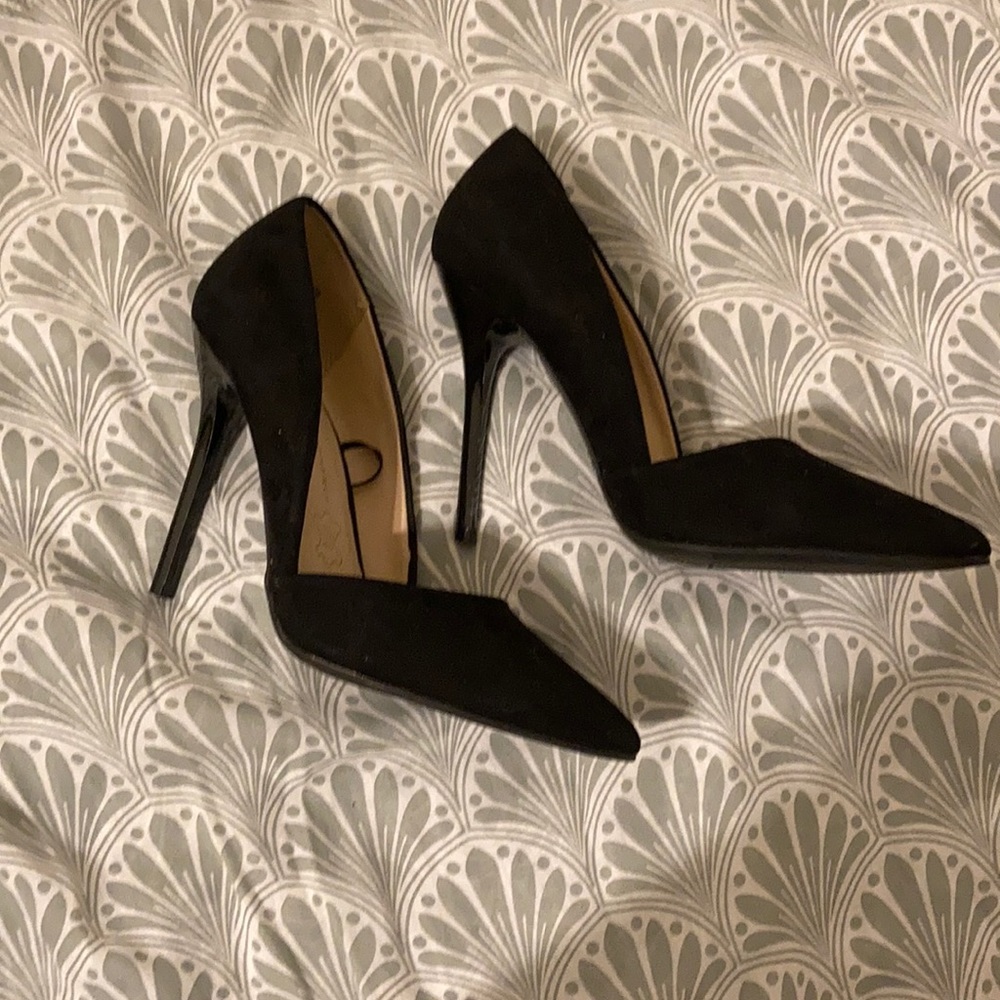 Atmosphere heels